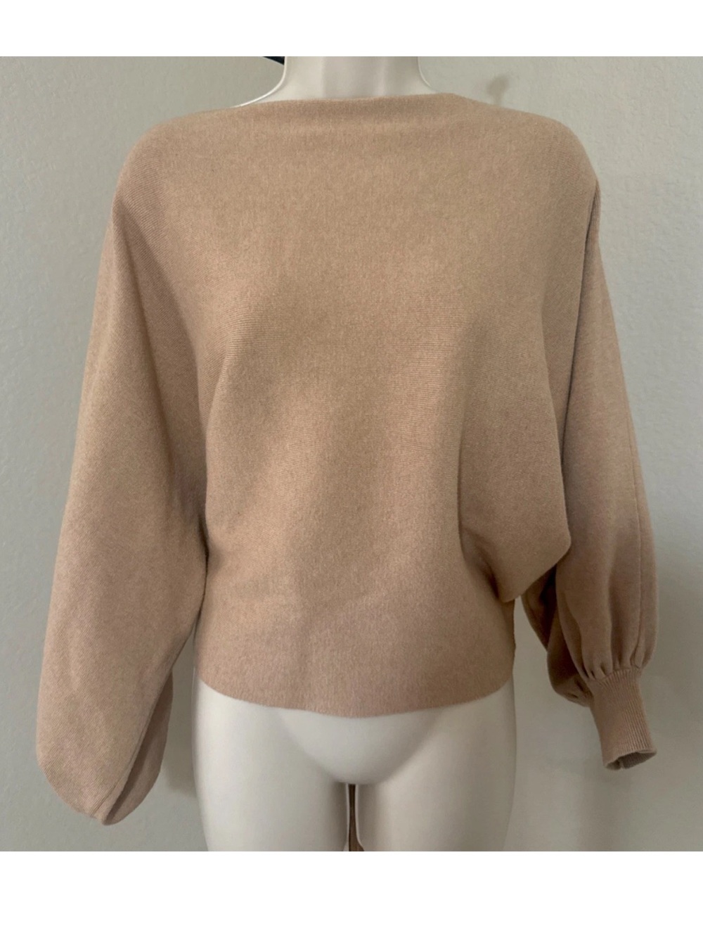 Forever 21 Women’s Beige Knit Boat Neck Balloon Long Sleeve Pullover Sweater M